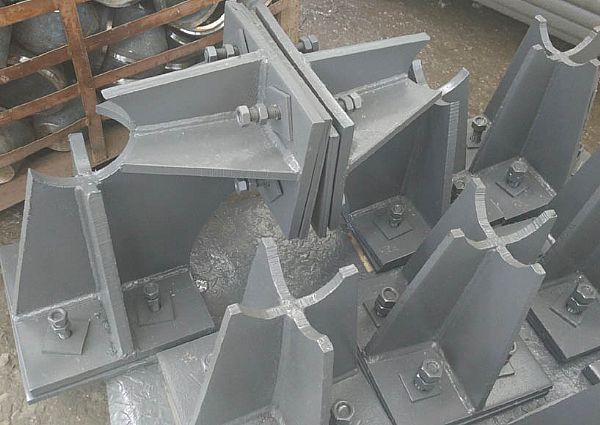 境外煤棚网架双向支座