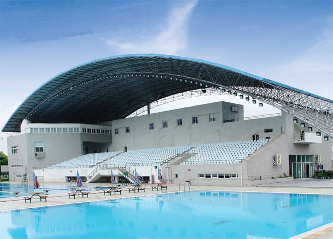 境外游泳馆网架